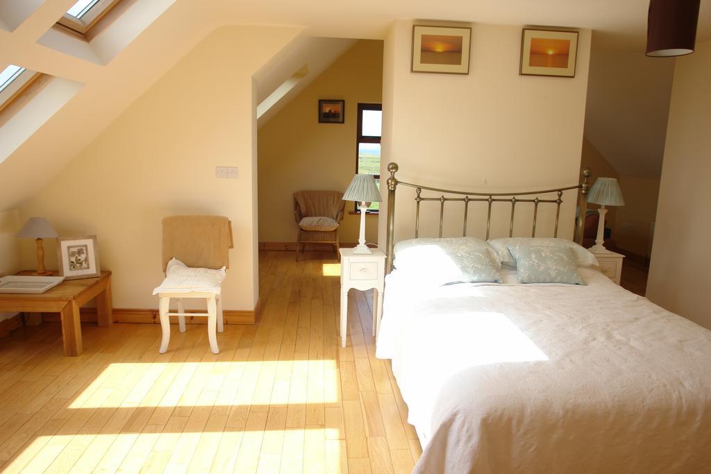 Journey'S End B&B Milltown Malbay Zimmer foto